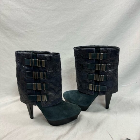 Stella Luna Blue Suede Leather Bootie. - Picture 1 of 8